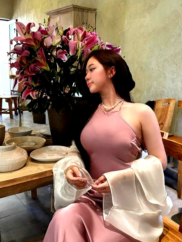 lyhythuedoxinh instagram image archive image