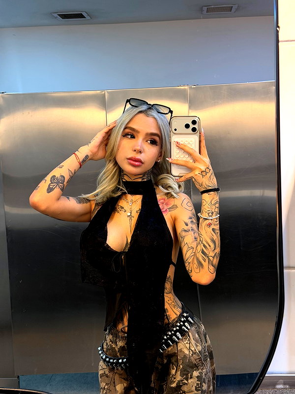 barbie_vampi instagram image archive image