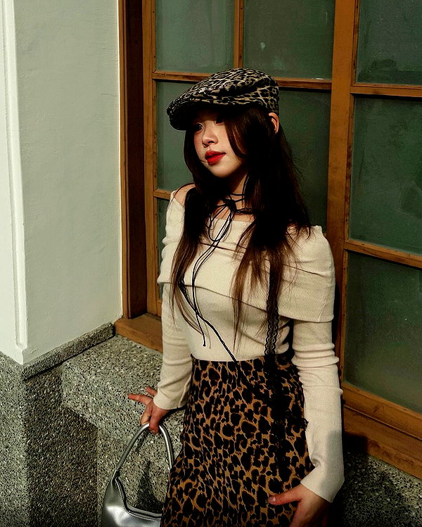 e.shao_417 instagram image archive image