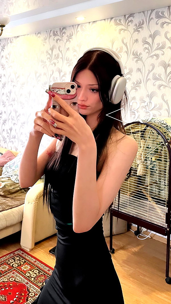 chrisstinalekss instagram image archive image