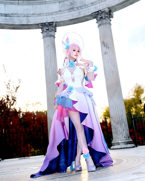 miee_cos instagram image archive image