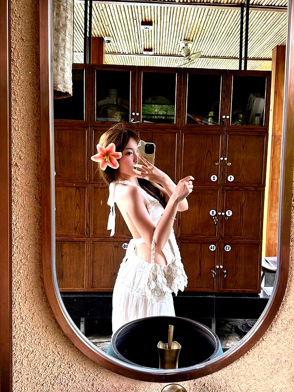 lyhythuedoxinh instagram image archive image