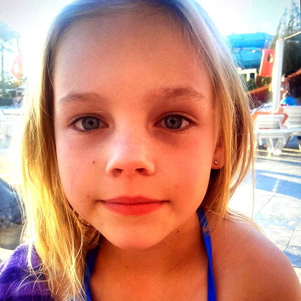 leni.bahr instagram image archive image