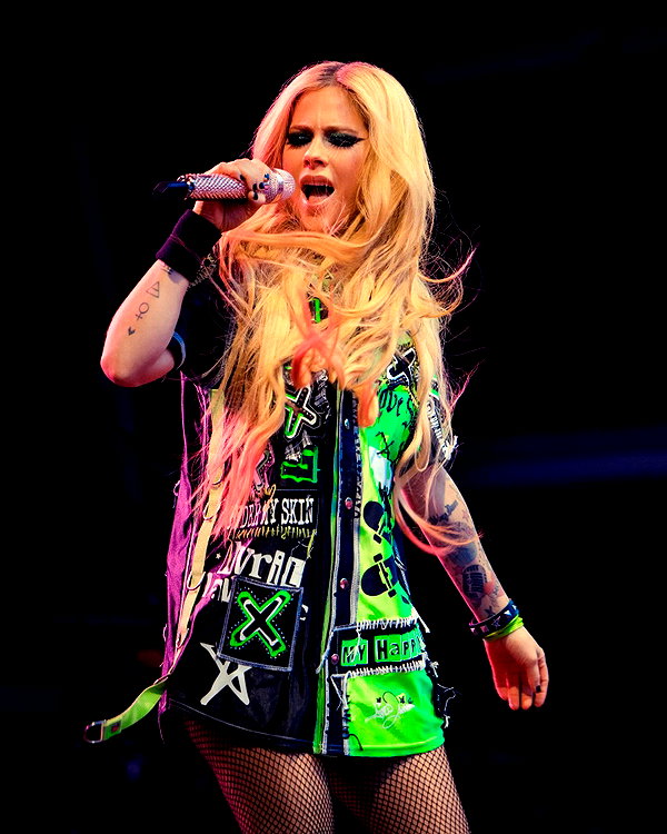 avrillavigne instagram image archive image