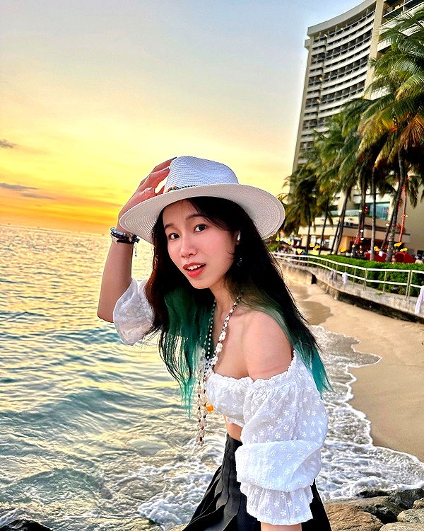 shulunc instagram image archive image