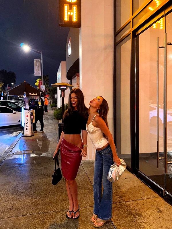 oliviaphillipps instagram image archive image