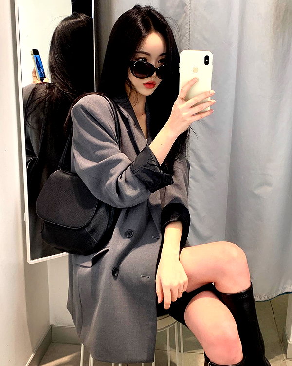 daxbin instagram image archive image