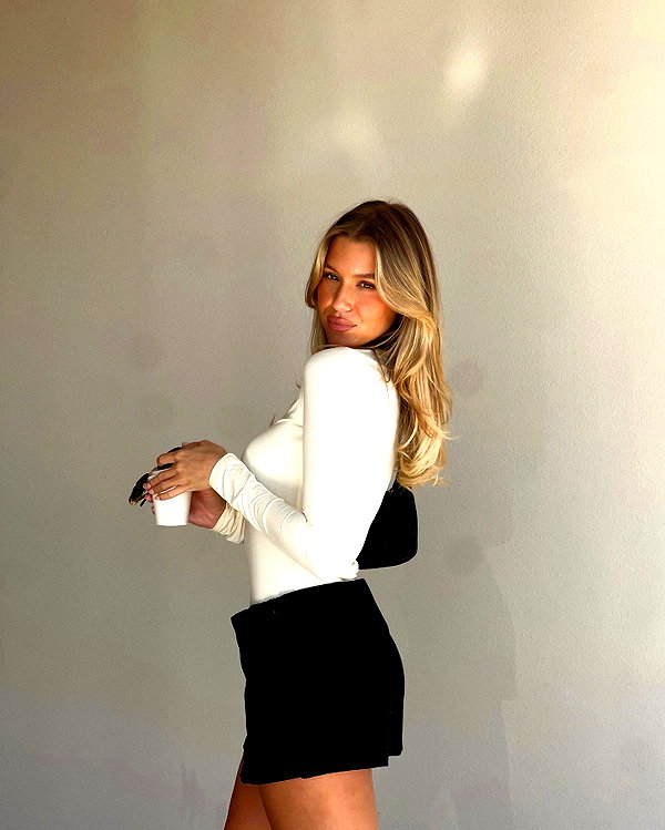 sophiebatzloff instagram image archive image