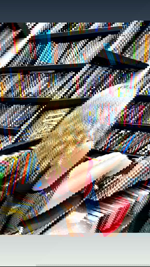 ormosheee ormosheee archive image