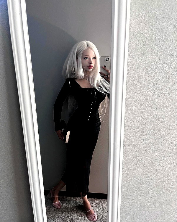 Archived image from @irisinna on Instagram