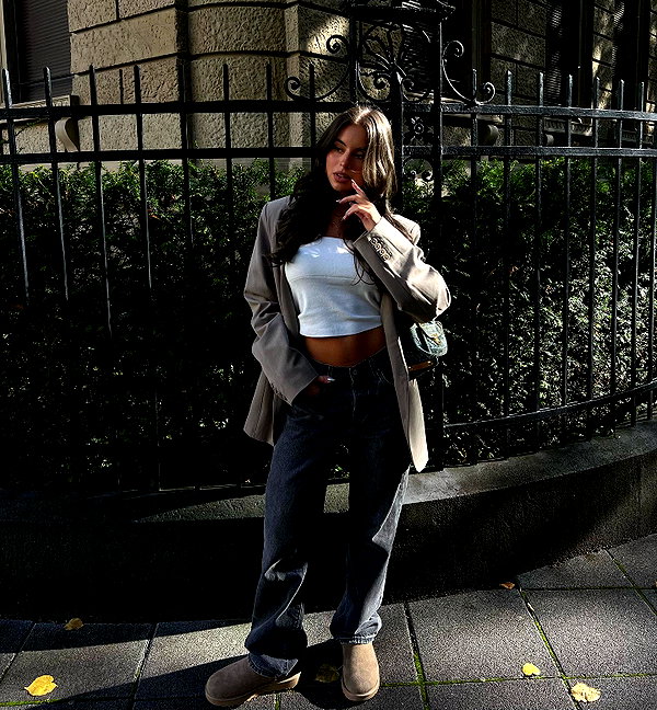 zoeliss instagram image archive image