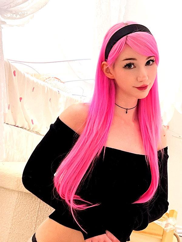 danielle.mercedie instagram image archive image
