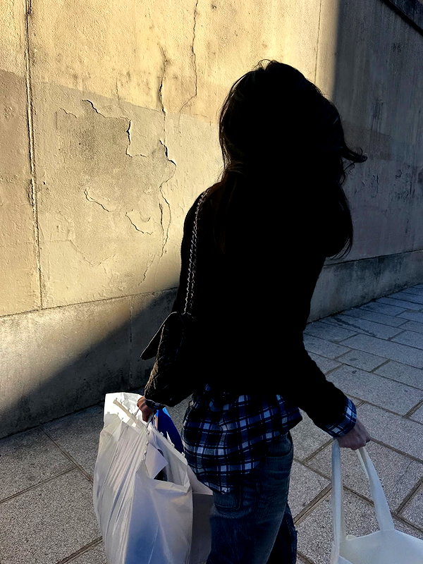 reneeebeller instagram image archive image