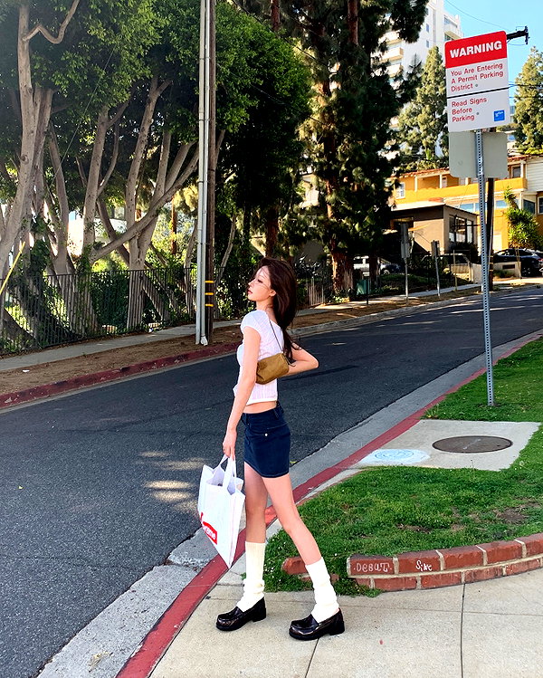 daxbin instagram image archive image