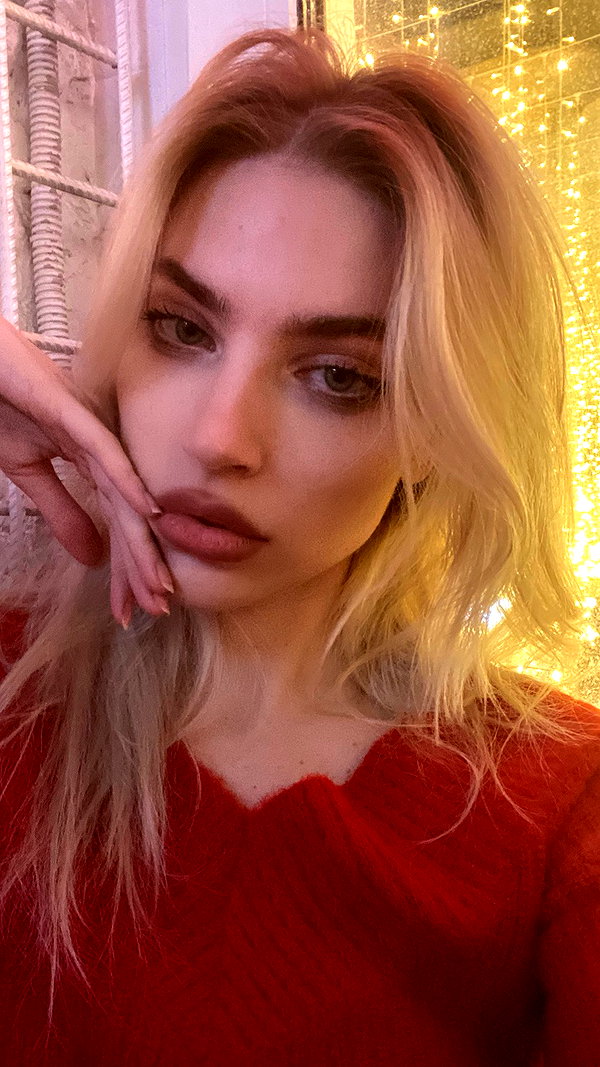 alien.hanna instagram image archive image