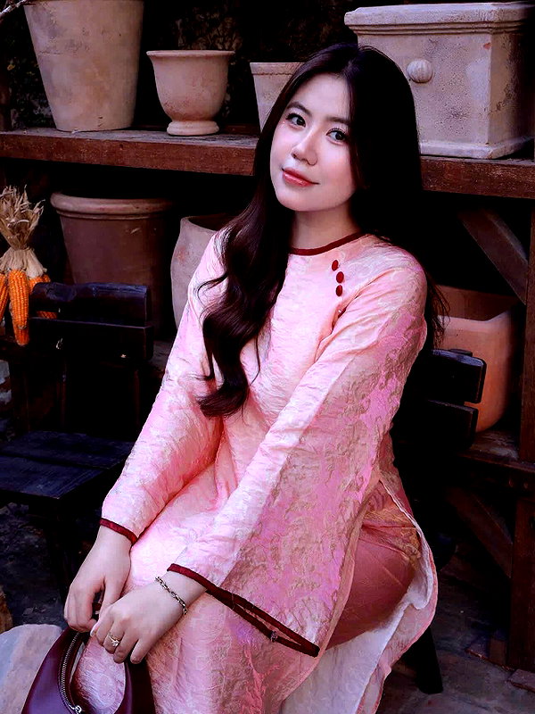 lyhythuedoxinh instagram image archive image