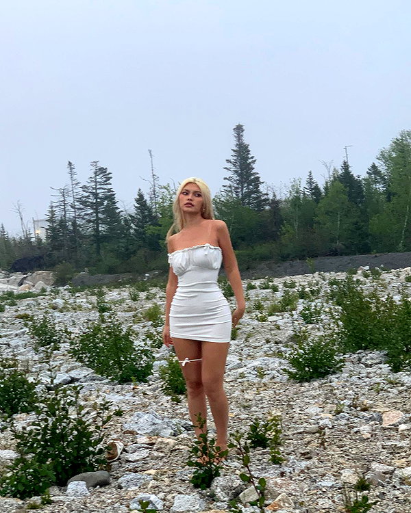 diakimeko instagram image archive image