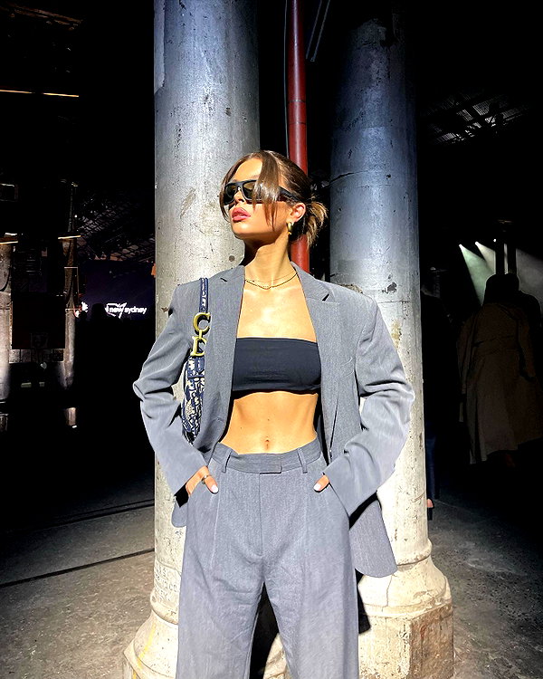 oliviaphillipps instagram image archive image