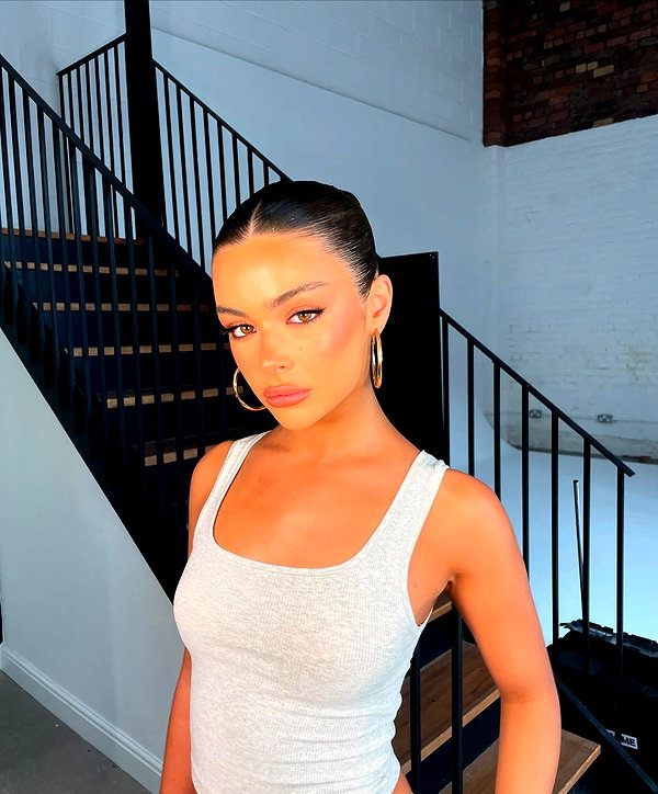 oliviaphillipps instagram image archive image