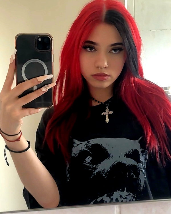 _roniira instagram image archive image