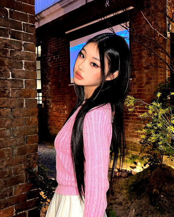 ll.lu1s instagram image archive image