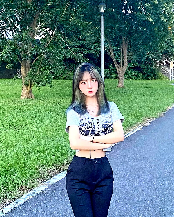 52._.0921 instagram image archive image