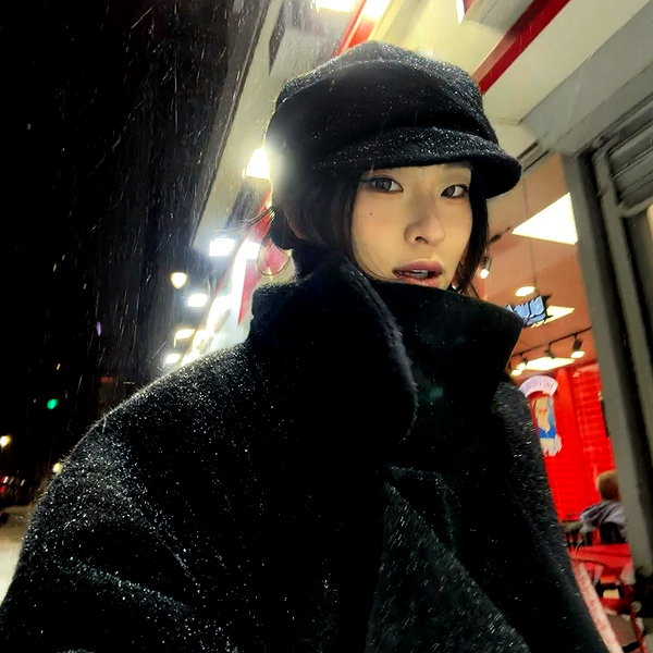yifan.liii instagram image archive image
