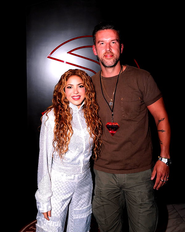 shakira instagram image archive image