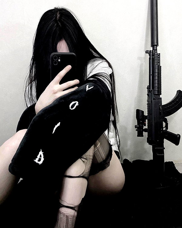 glowmoonshorty instagram image archive image