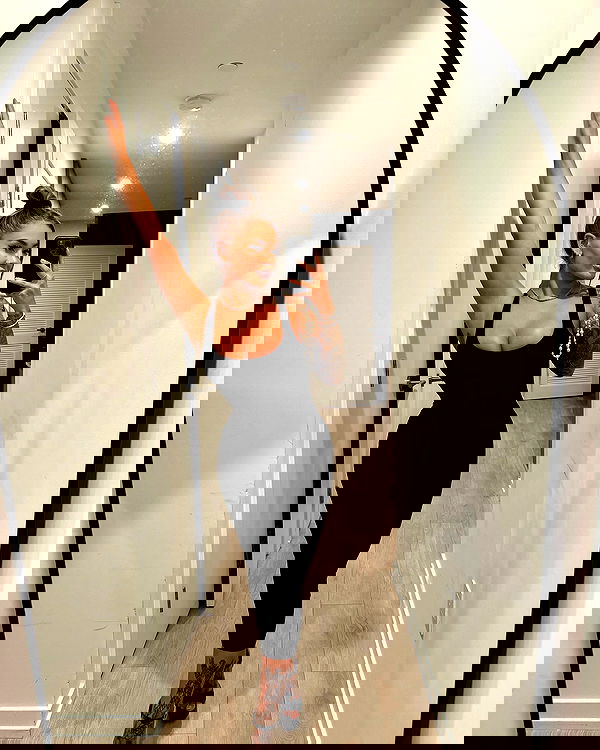 itshayleydavies itshayleydavies archive image