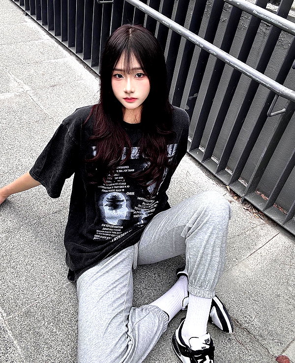 lai_931201 instagram image archive image