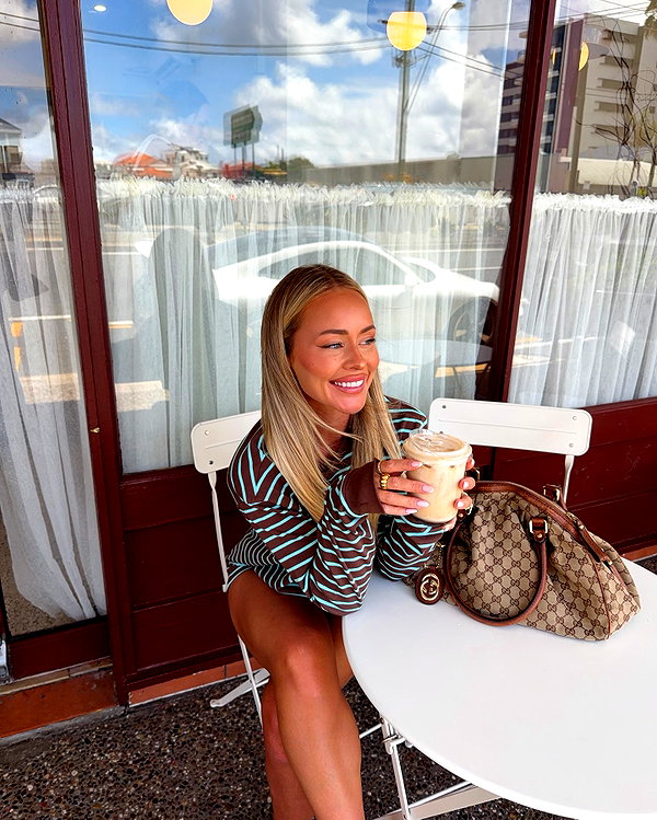 allieauton instagram image archive image