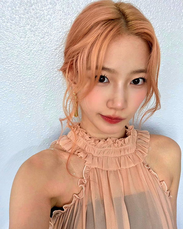 zuhazana instagram image archive image