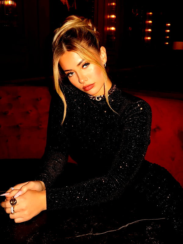 tatianakaer instagram image archive image