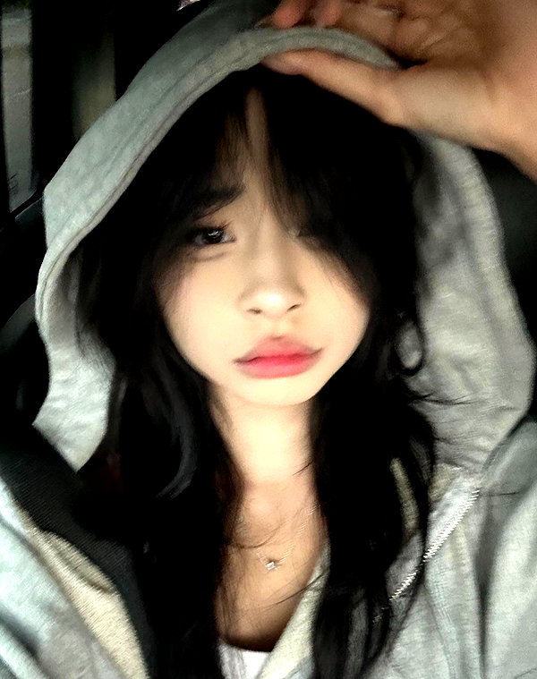 princessamelia_official instagram image archive image