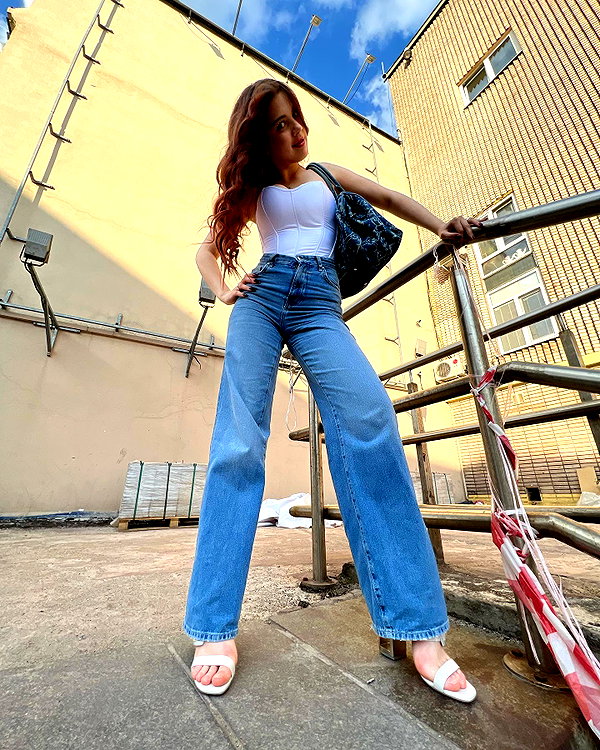 anna.utka22 instagram image archive image
