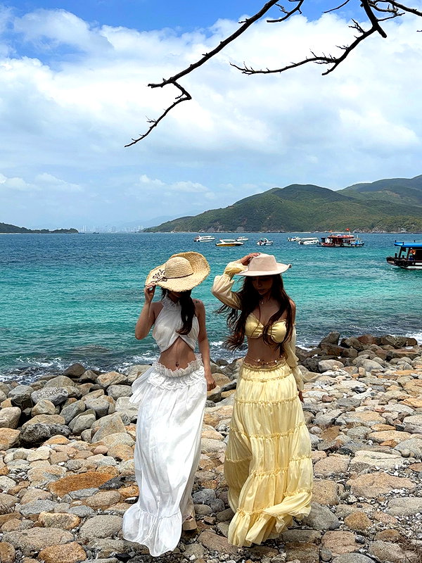 lyhythuedoxinh instagram image archive image