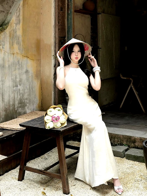 lyhythuedoxinh instagram image archive image