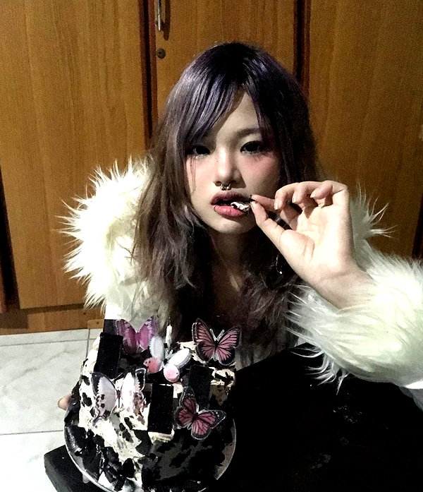 0bitsumirai instagram image archive image