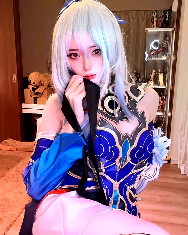 gallery_cosplayer instagram image archive image