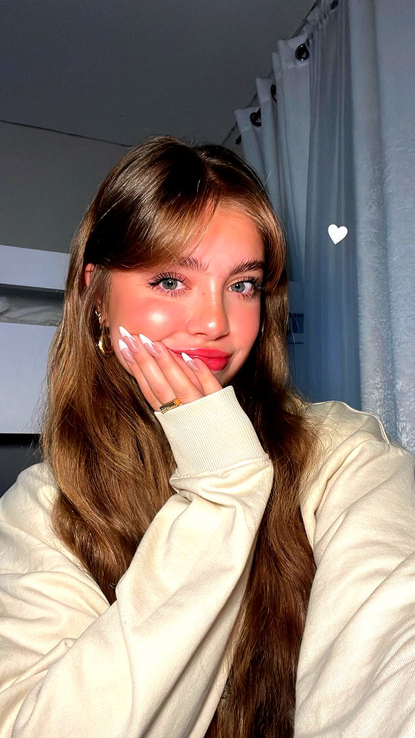 mishel_d_ instagram image archive image