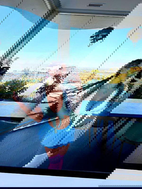 itshayleydavies itshayleydavies archive image