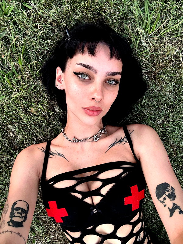 ibit3irl instagram image archive image