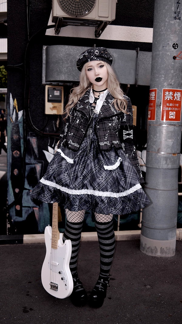 alina_thedoll instagram image archive image