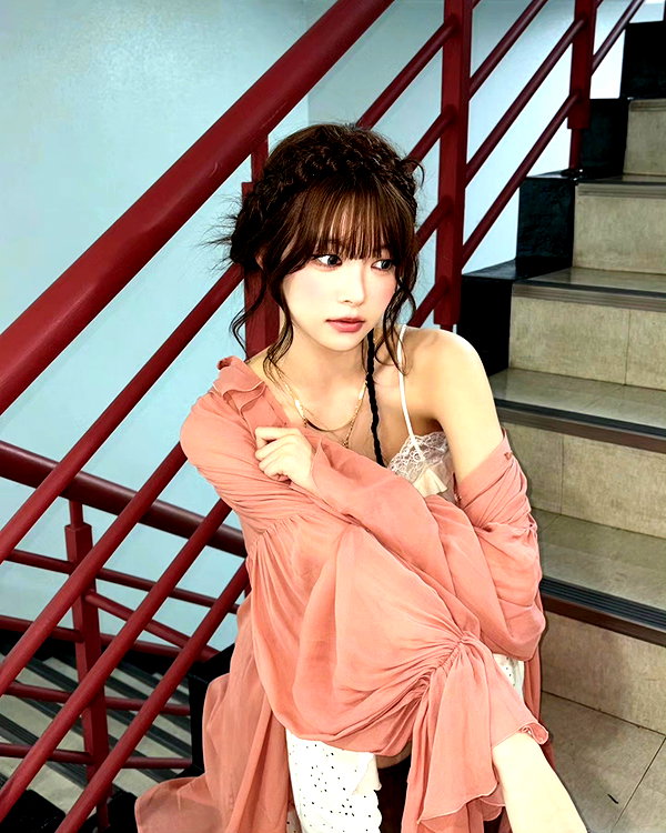 hhh.e_c.v instagram image archive image