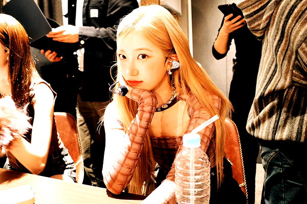 zuhazana instagram image archive image