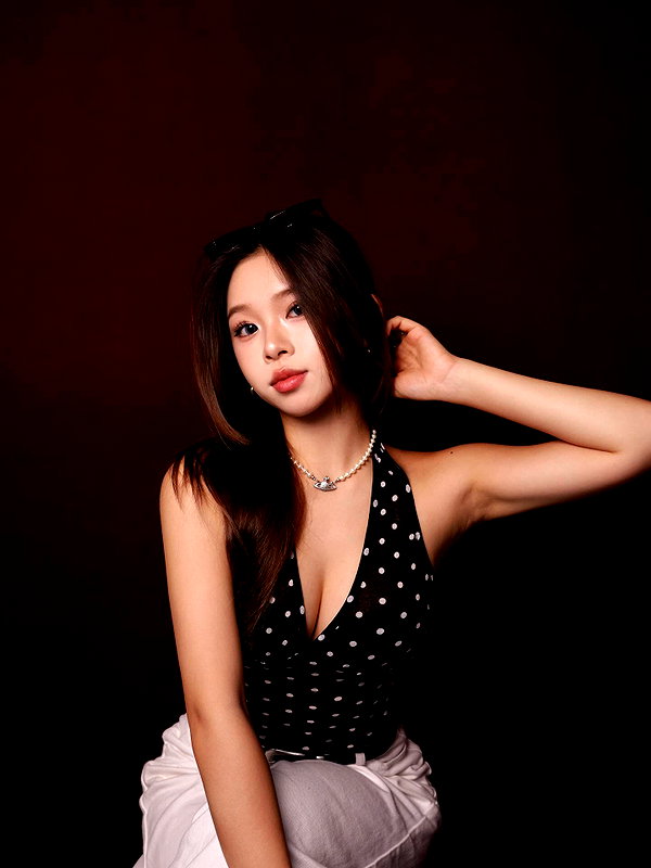 e.shao_417 instagram image archive image