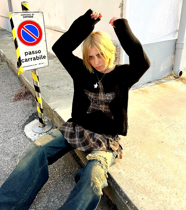 heykrls instagram image archive image
