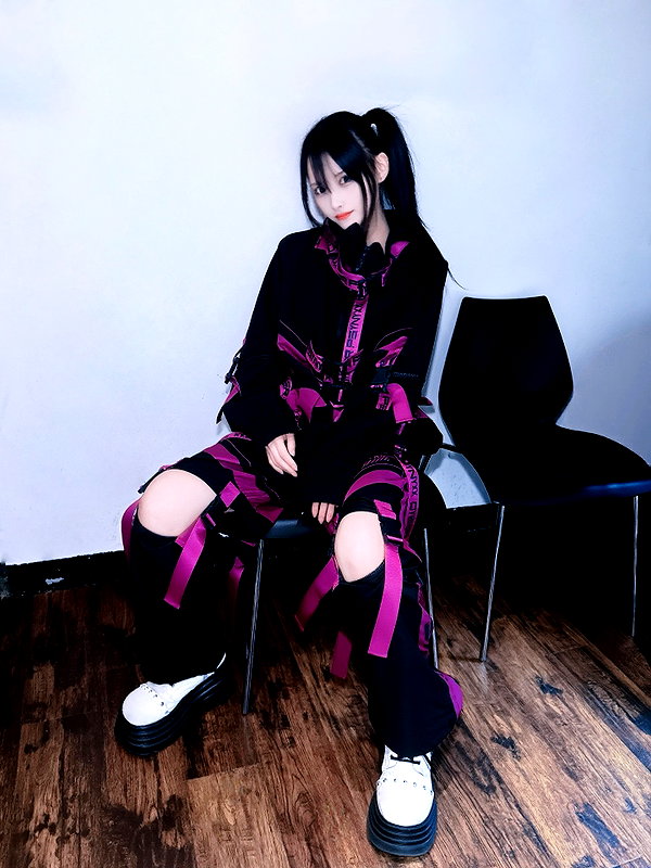 yamikumo_leisa instagram image archive image