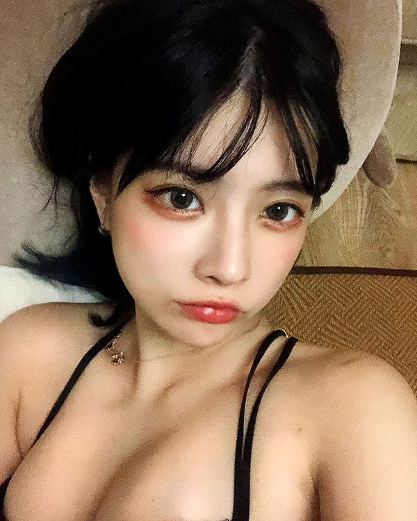 erokochiba instagram image archive image